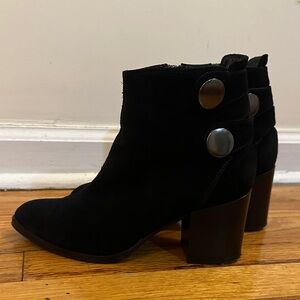 Rare “Alberto Fermani” Black Ankle Boots